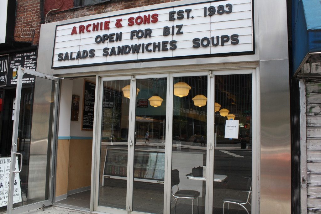 Archie & Sons, Manhattan Digest